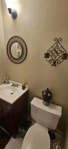 11453 Lakeview Drive 4a, Coral Springs, FL 33071
