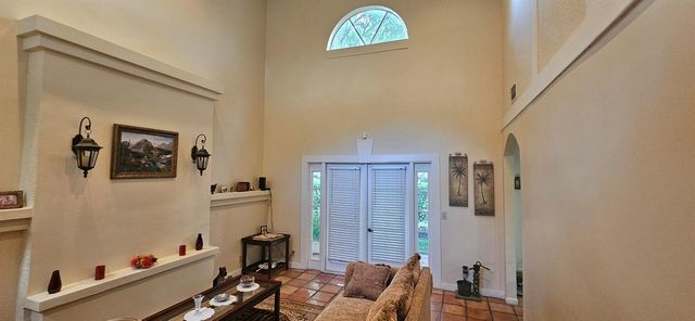11453 Lakeview Drive 4a, Coral Springs, FL 33071