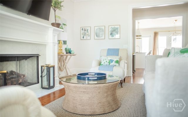 320 E Hall Street, Savannah, GA 31401