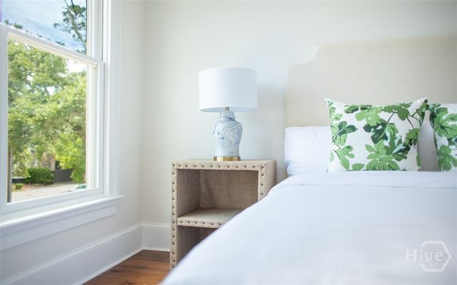 320 E Hall Street, Savannah, GA 31401