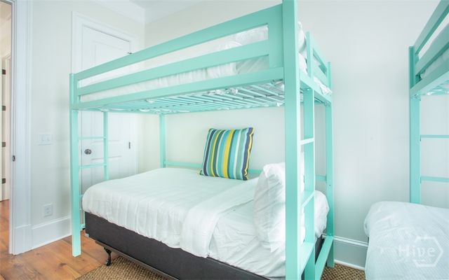 320 E Hall Street, Savannah, GA 31401