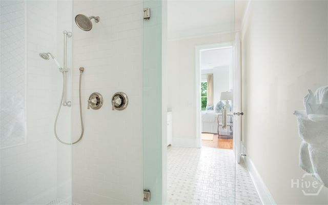 320 E Hall Street, Savannah, GA 31401