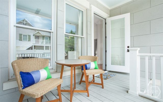 320 E Hall Street, Savannah, GA 31401