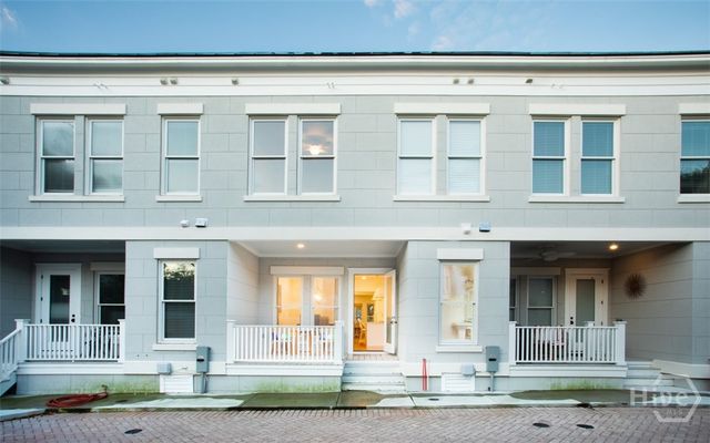 320 E Hall Street, Savannah, GA 31401