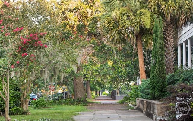 320 E Hall Street, Savannah, GA 31401