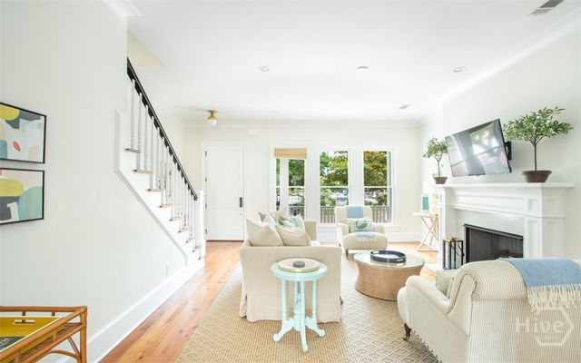 320 E Hall Street, Savannah, GA 31401