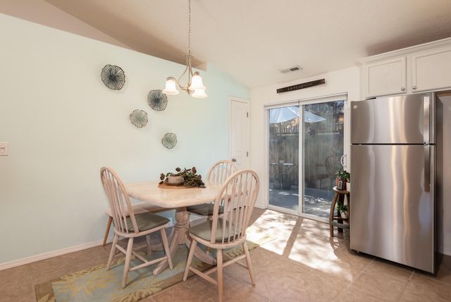 2807 NE Spring Water Place, Bend, OR 97701