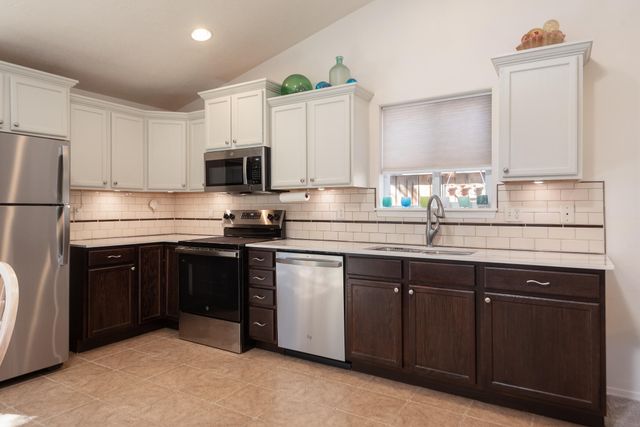 2807 NE Spring Water Place, Bend, OR 97701