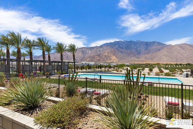 825 Fountain Drive, Palm Springs, CA 92262