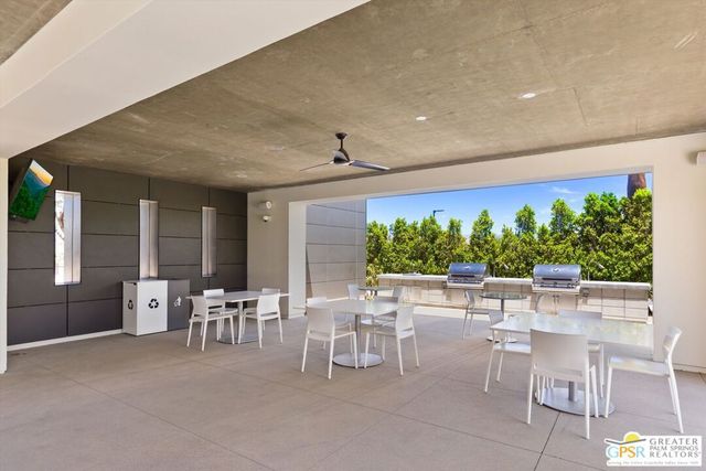 825 Fountain Drive, Palm Springs, CA 92262