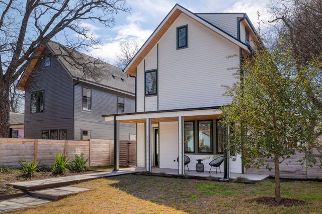 2401 Willow ST, Austin, TX 78702