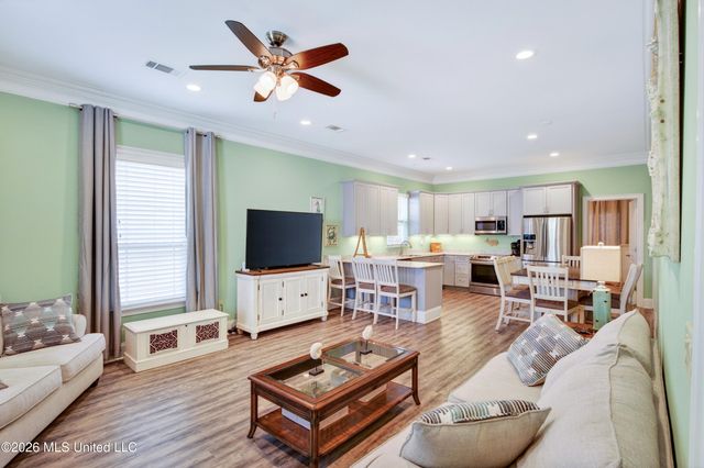 617 Woodward Avenue, Gulfport, MS 39501