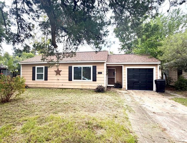 6713 Barney Road, Houston, TX 77092
