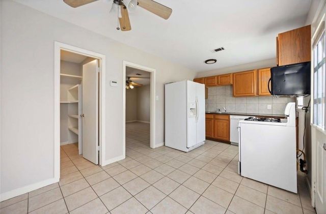 6713 Barney Road, Houston, TX 77092