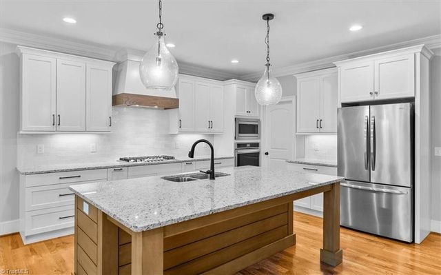 8404 Poplar Bluff Drive, Stokesdale, NC 27357