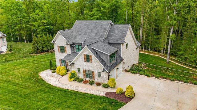8404 Poplar Bluff Drive, Stokesdale, NC 27357