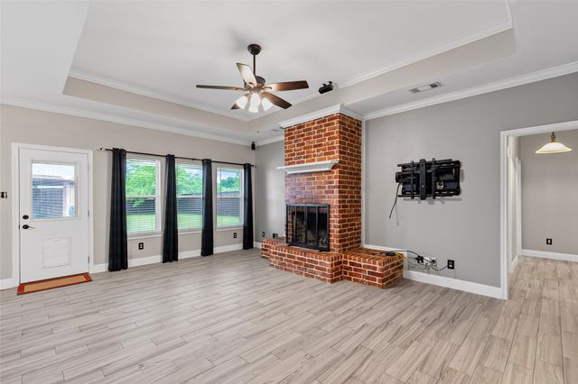 1766 County Road 3318, Greenville, TX 75402