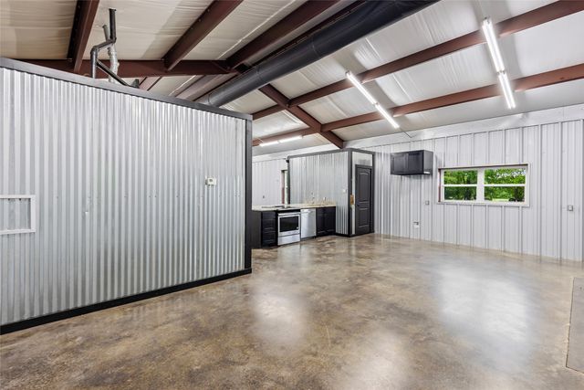 1766 County Road 3318, Greenville, TX 75402