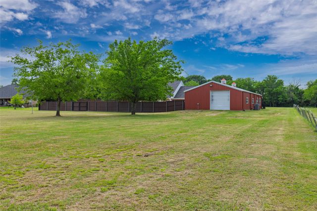 1766 County Road 3318, Greenville, TX 75402