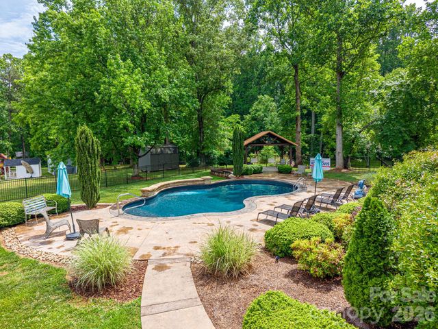 192 Carolina Drive, Cherryville, NC 28021