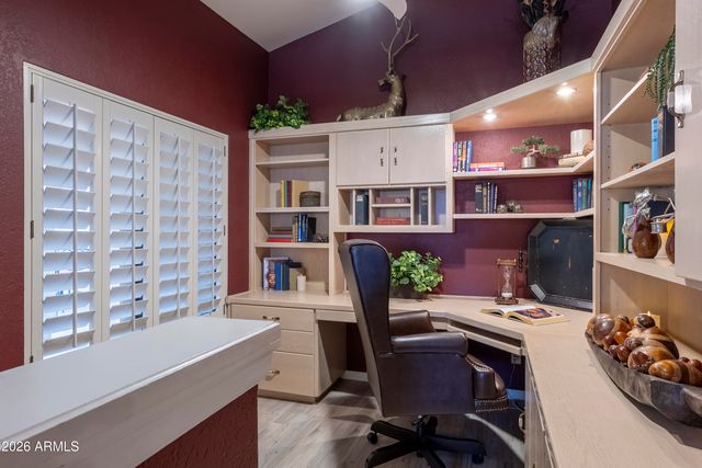 942 W BARBADOS Drive, Gilbert, AZ 85233