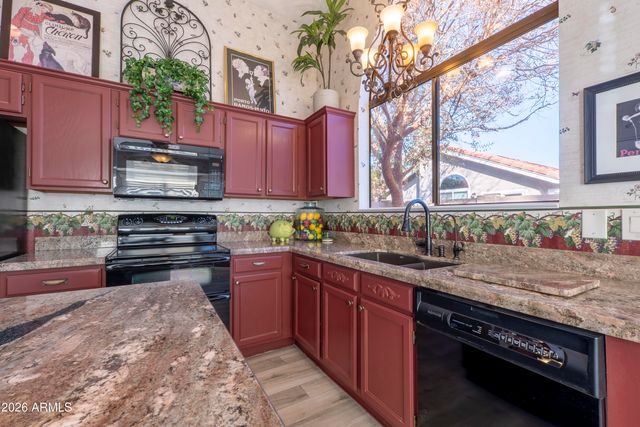 942 W BARBADOS Drive, Gilbert, AZ 85233