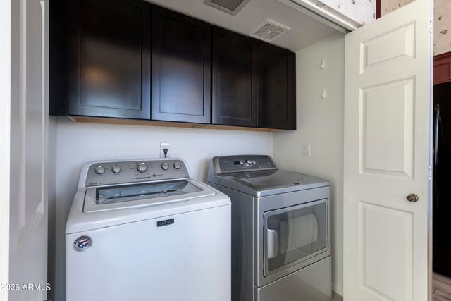 942 W BARBADOS Drive, Gilbert, AZ 85233