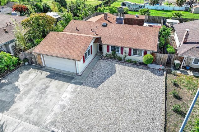 421 Sarah Way, Suisun City, CA 94585