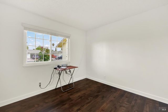 421 Sarah Way, Suisun City, CA 94585