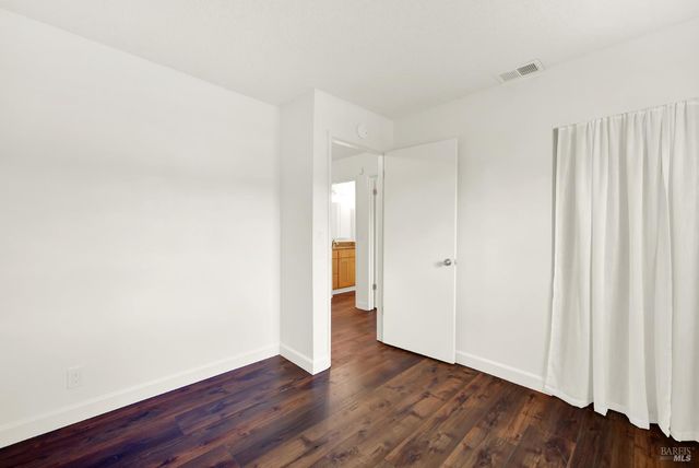 421 Sarah Way, Suisun City, CA 94585