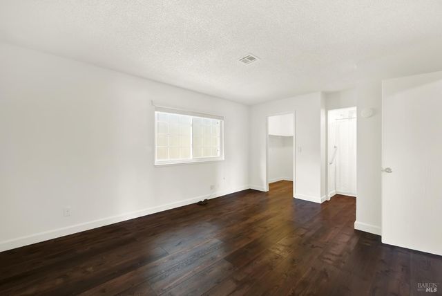 421 Sarah Way, Suisun City, CA 94585