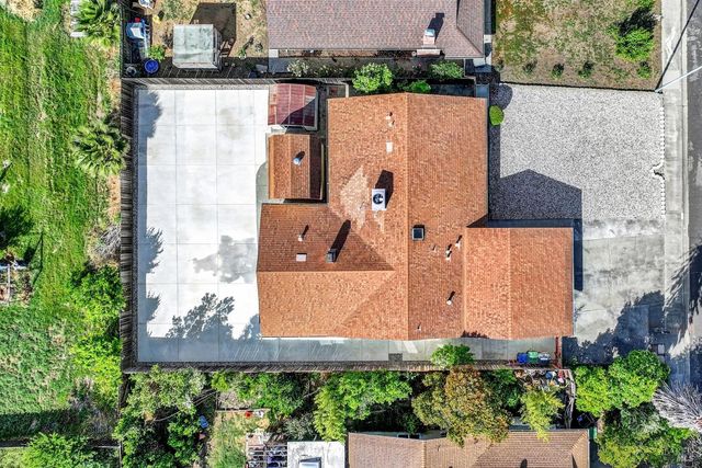 421 Sarah Way, Suisun City, CA 94585