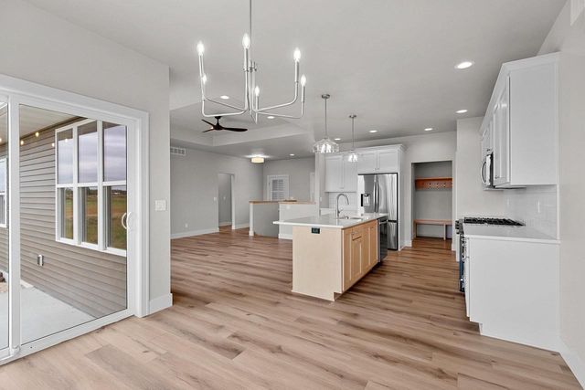 1417 CROSSROADS DRIVE, De Pere, WI 54115