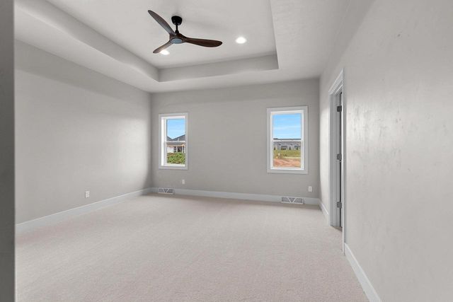 1417 CROSSROADS DRIVE, De Pere, WI 54115