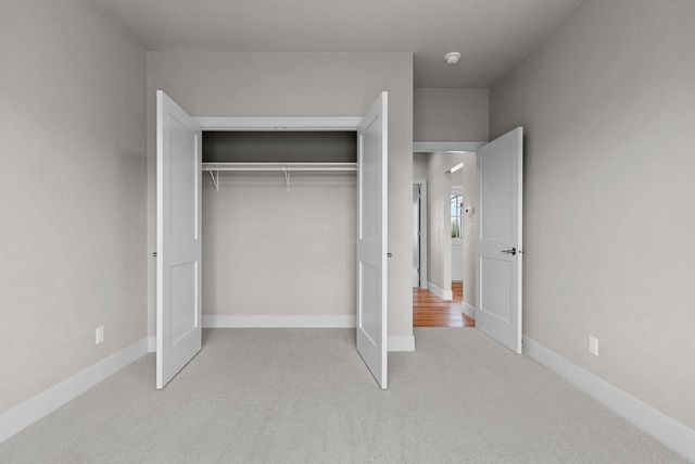 1417 CROSSROADS DRIVE, De Pere, WI 54115