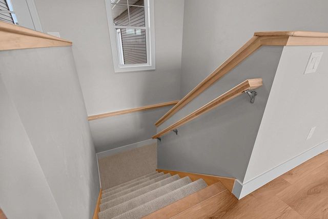 1417 CROSSROADS DRIVE, De Pere, WI 54115