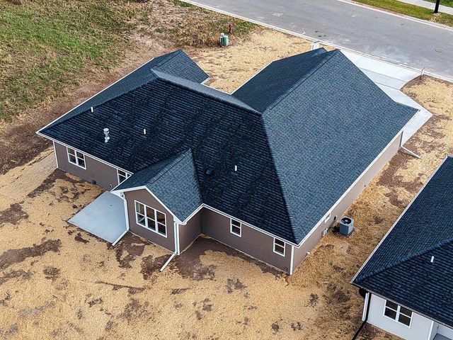 1417 CROSSROADS DRIVE, De Pere, WI 54115