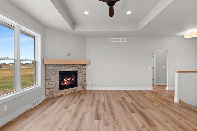 1417 CROSSROADS DRIVE, De Pere, WI 54115