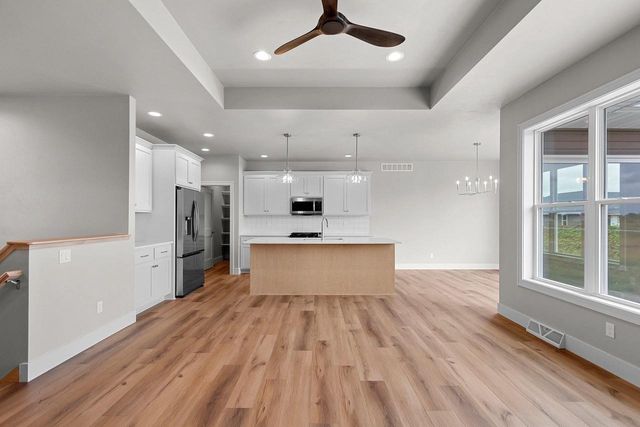 1417 CROSSROADS DRIVE, De Pere, WI 54115