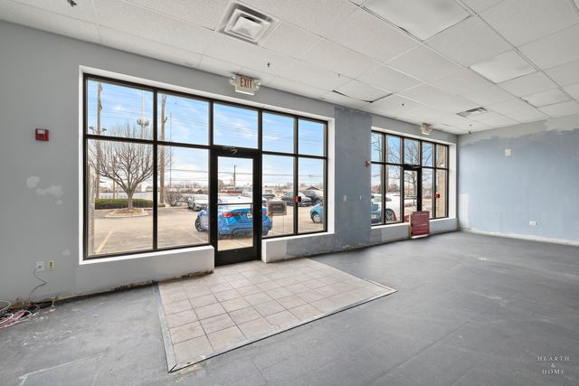 450 Route 31 Highway 120, Crystal Lake, IL 60012