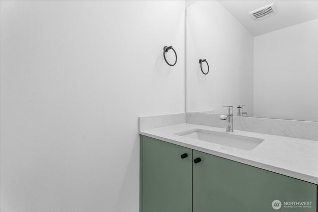 11824 31st Place NE, Seattle, WA 98125