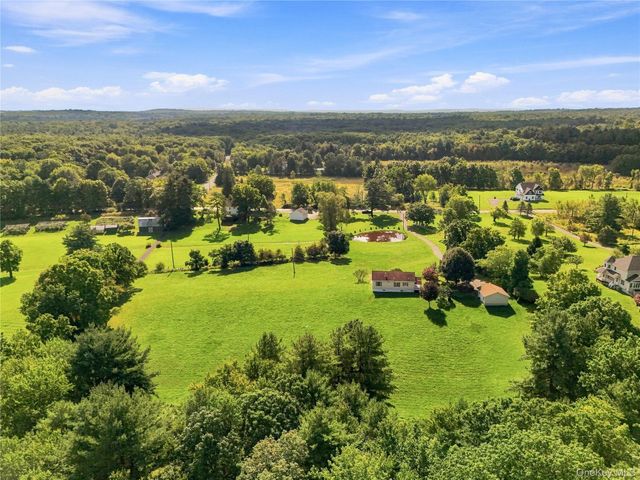 243 Howells Turnpike, Middletown, NY 10940
