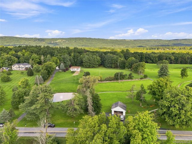 243 Howells Turnpike, Middletown, NY 10940