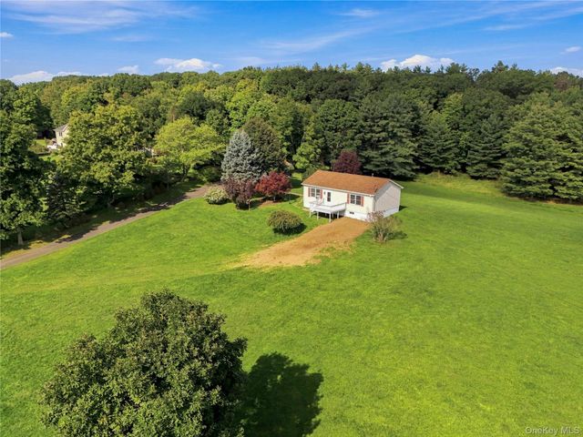 243 Howells Turnpike, Middletown, NY 10940