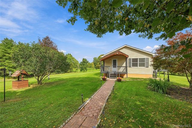243 Howells Turnpike, Middletown, NY 10940