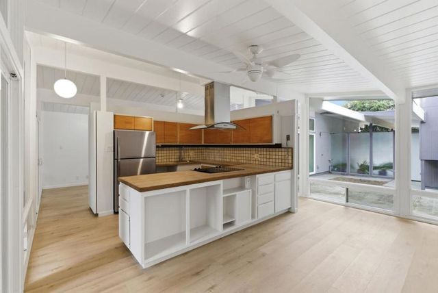 618 Sheraton Drive, Sunnyvale, CA 94087