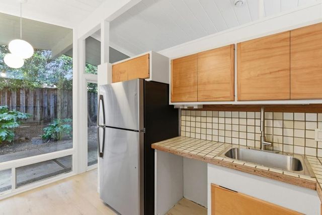618 Sheraton Drive, Sunnyvale, CA 94087