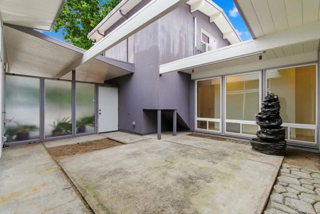 618 Sheraton Drive, Sunnyvale, CA 94087