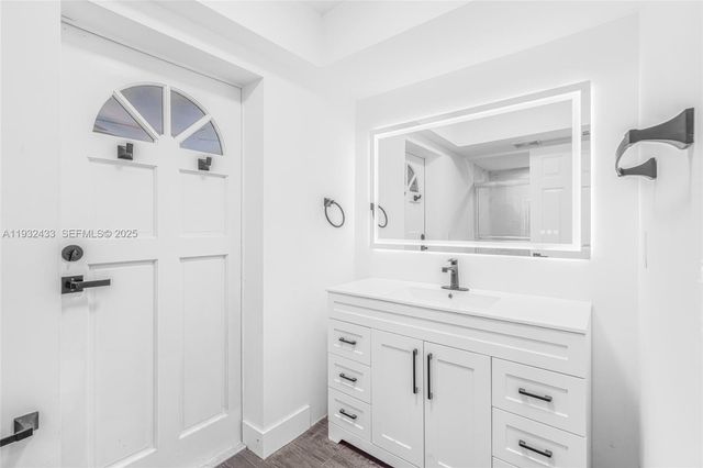 1515 SE 32nd Ter, Other City - In The State Of Florida, FL 33904