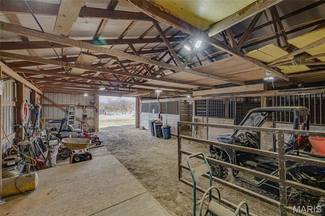 1002 Goldbits Road, Farmington, MO 63640